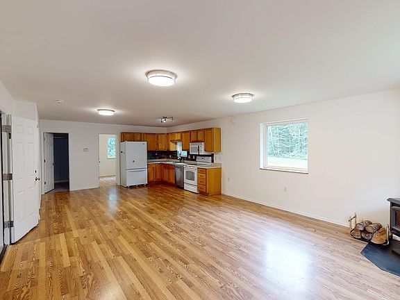 3rd image of 3418 Fogarty Ct
