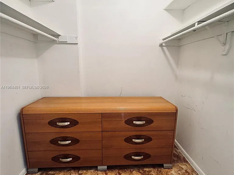 609 NE 14th Ave #706 — Photo 27
