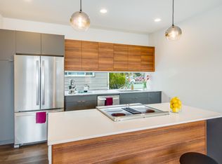 7536 43rd Ave S #G, Seattle, WA 98118