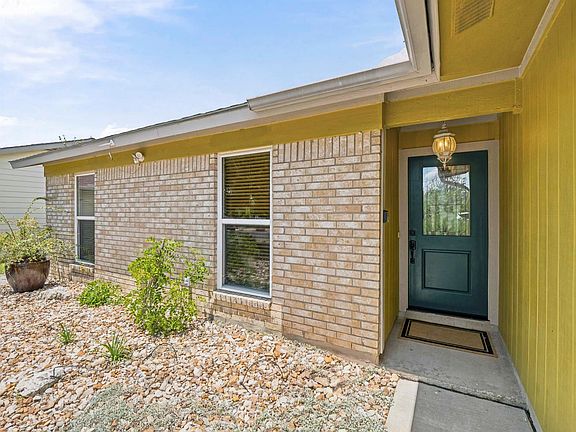3rd image of 11214 Prairie Dove Cir