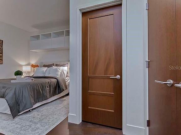 5th image of 912 Channelside Dr Unit 2507