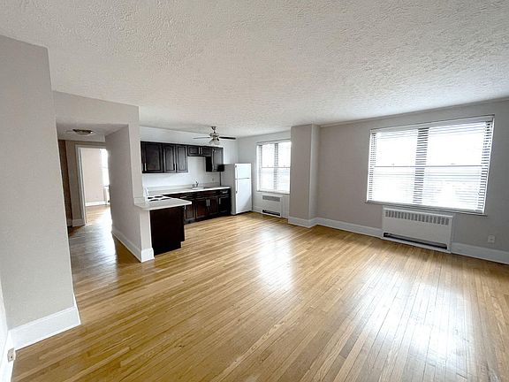 3rd image of 1900 E 30th St #0