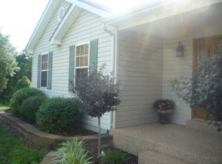 227 Ridgeway Dr, Union, MO 63084