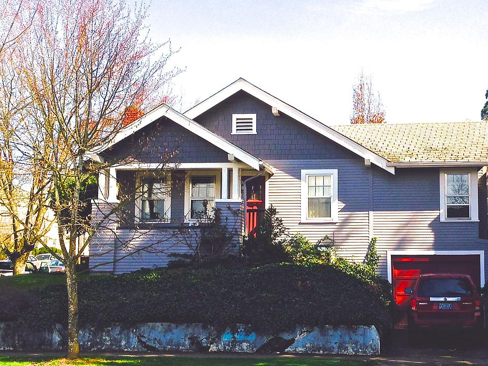 campus house