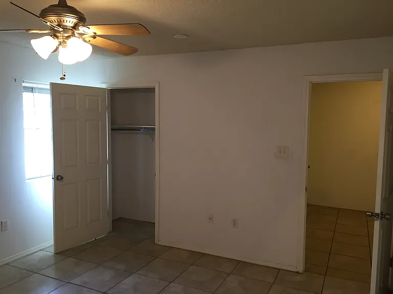 7701 Downman Rd — Photo 4