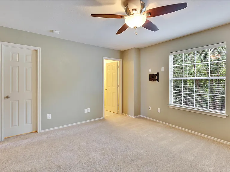 2212 Melissa Oaks Ln — Photo 25