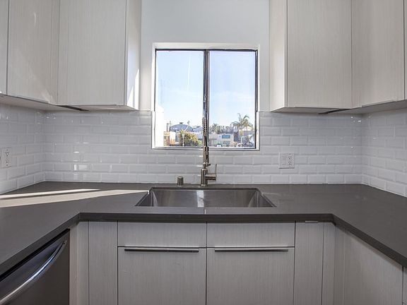 2nd image of 826 Wilcox Ave APT 104