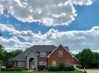 512 Willow Oak Dr, Bowling Green, KY 42103