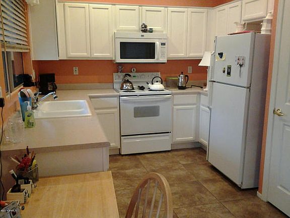 2nd image of 16061 W Quail Creek Ln