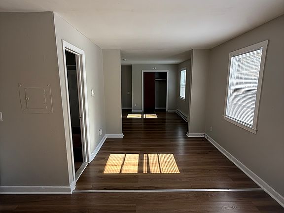 3rd image of 516 Columbus Ave #1