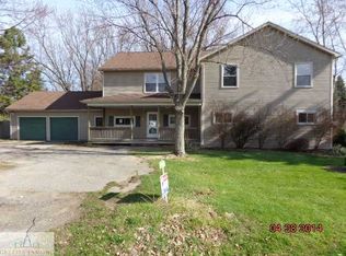 890 W Wilkinson Rd, Owosso, MI 48867