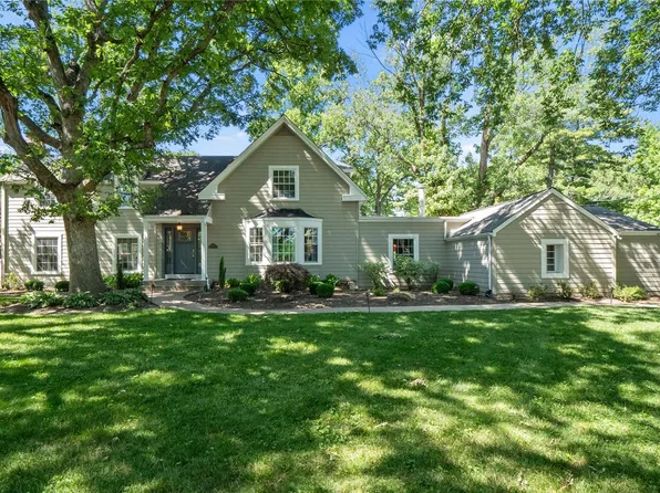 9321 Old Bonhomme Rd, Saint Louis, MO 63132