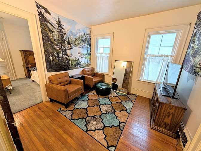 1st image of 743 Ashland Ave