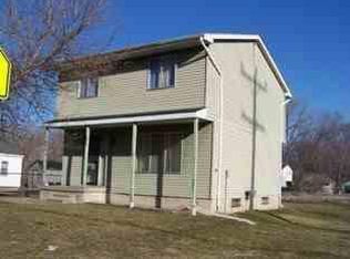 1494 W Carpenter Rd, Flint, MI 48505