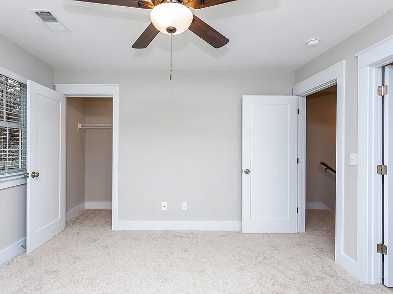 Westshire Townhomes — Photo 32