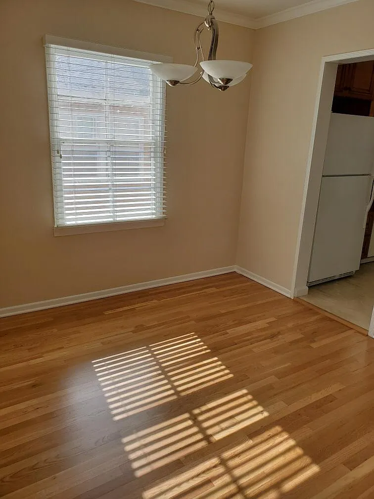 7927 McConnell Ave — Photo 2
