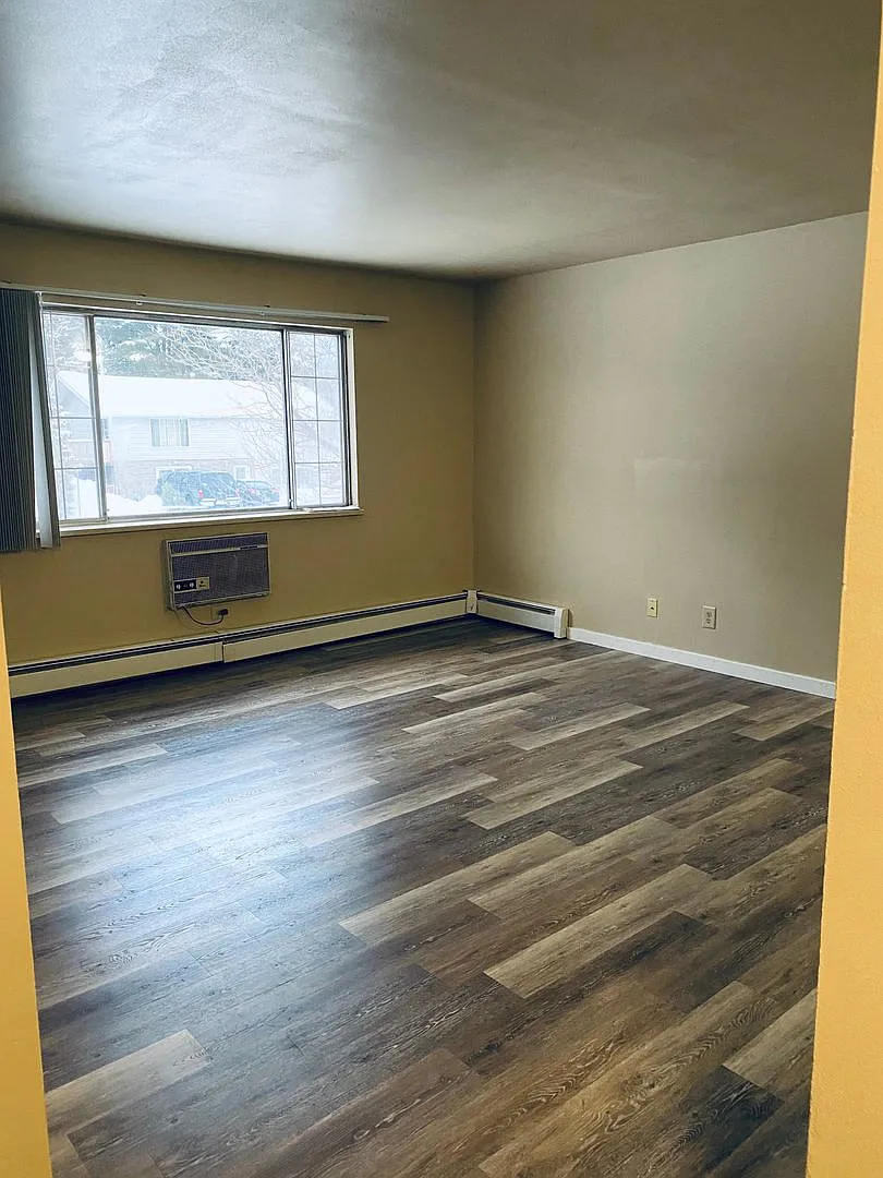 19 Plex Merrill — Photo 2
