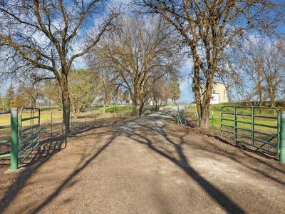 11636 N Shelton Rd, Valley Springs, CA, 95252