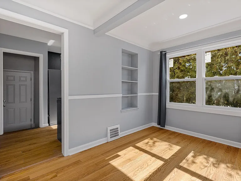 2618 Phillips Ave — Photo 10