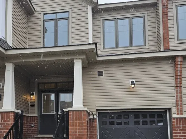 9 Durham Ave W, Barrie, ON L9J 0L5