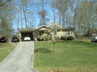 4038 Village Dr, Cohutta, GA 30710