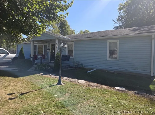 41 Rural Street, Austin, IN 47102