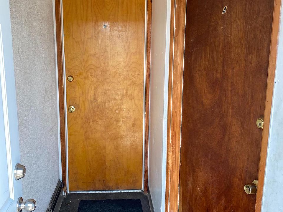2nd image of 3121 W Dauphin St