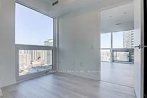 39 Roehampton Ave #2309 — Photo 14