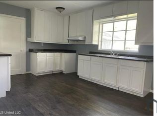 840 Lindsey Dr, Jackson, MS 39209