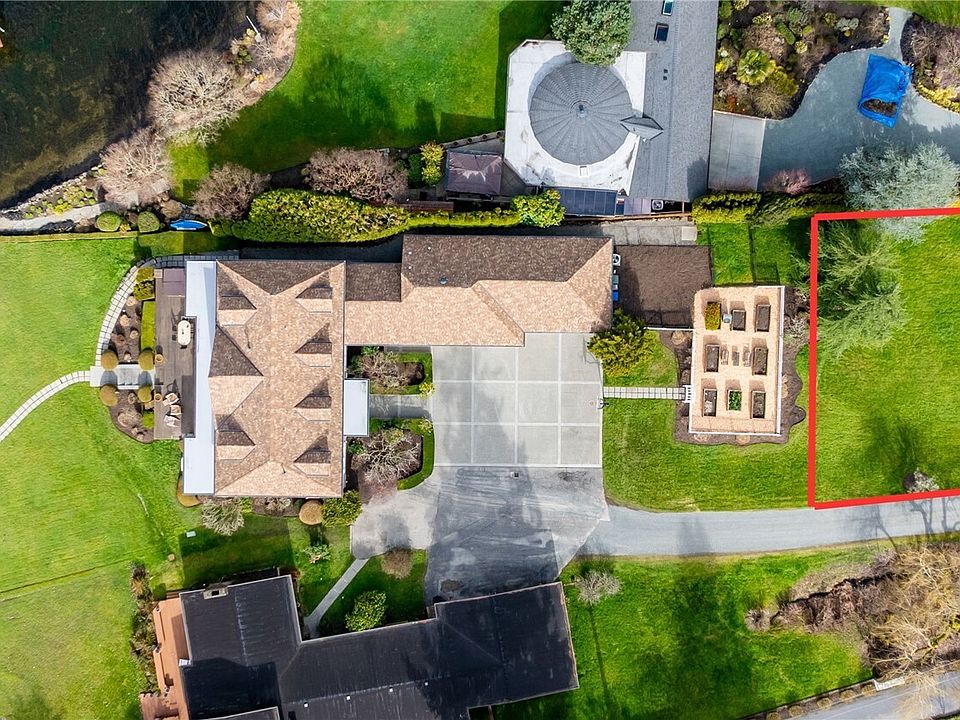 2nd image of 6 XX E Lake Sammamish Parkway SE
