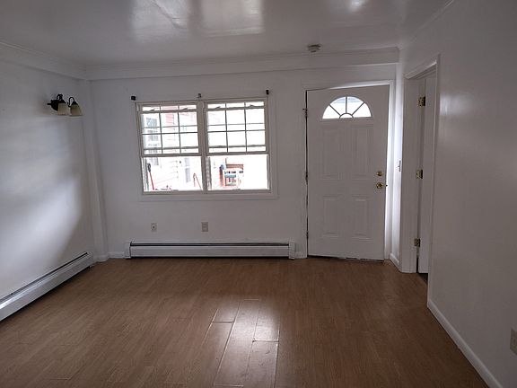 5th image of 220 Broad St APT C