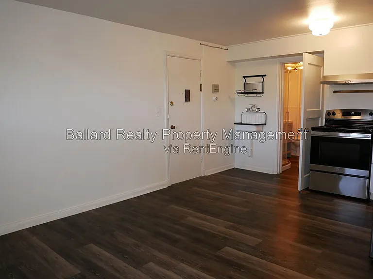 171 Boston St #A — Photo 5
