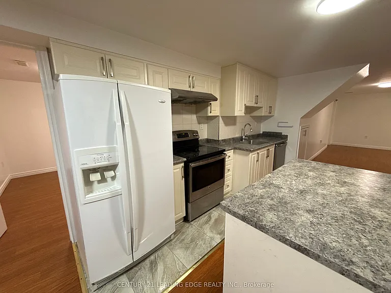 24 Wigston Ct #LOWER — Photo 11
