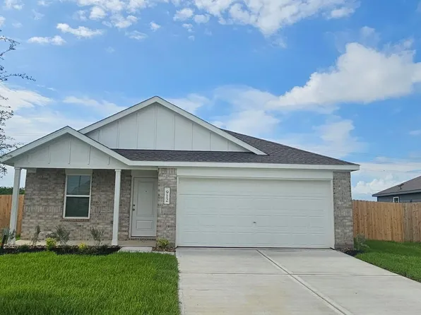 912 Woodhaven Lakes Dr, La Marque, TX 77568