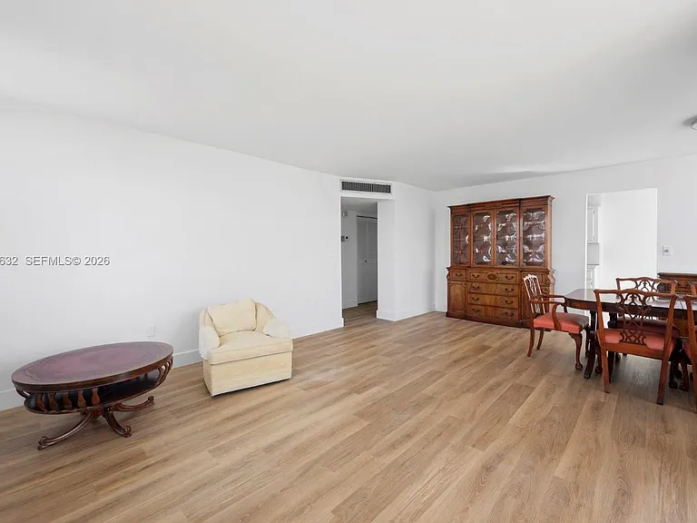 1300 NE Miami Gardens Dr #621E — Photo 10