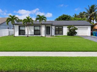 Meadow Wood Manor Sec 3, Homestead, FL 33032