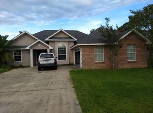 3304 N 6th St, Ocean Springs, MS 39564