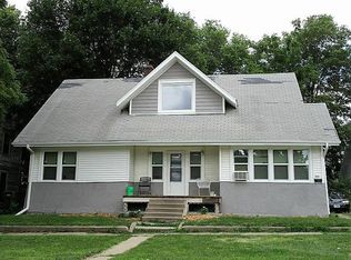 723 Randolph St, Waterloo, IA 50702