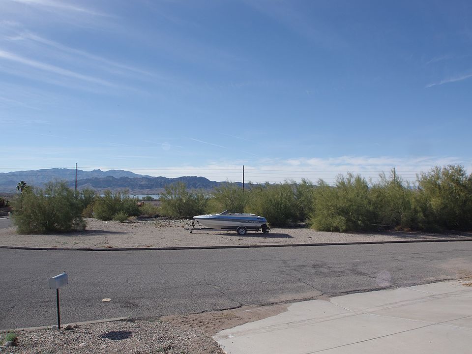 2nd image of 695 Hagen Dr