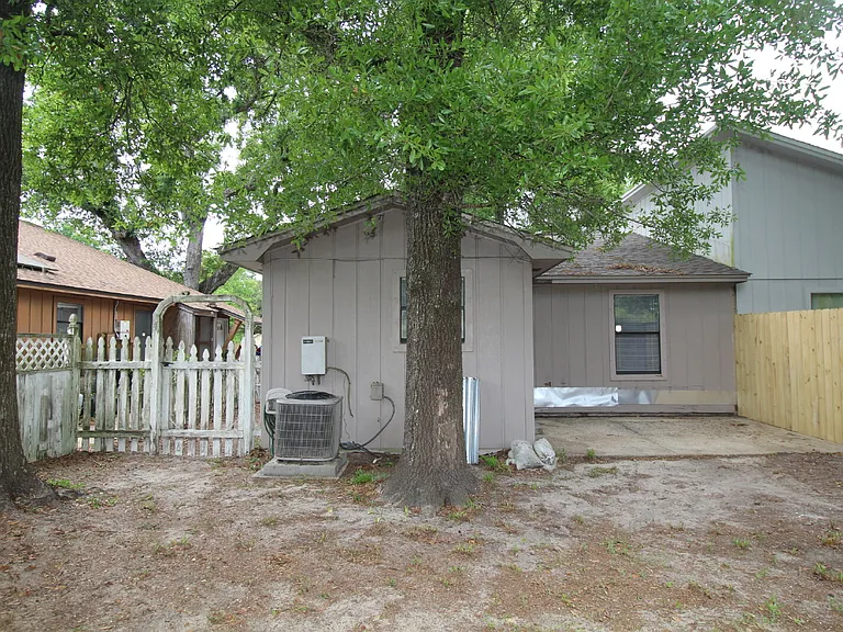 7816 Deborah Dr — Photo 20