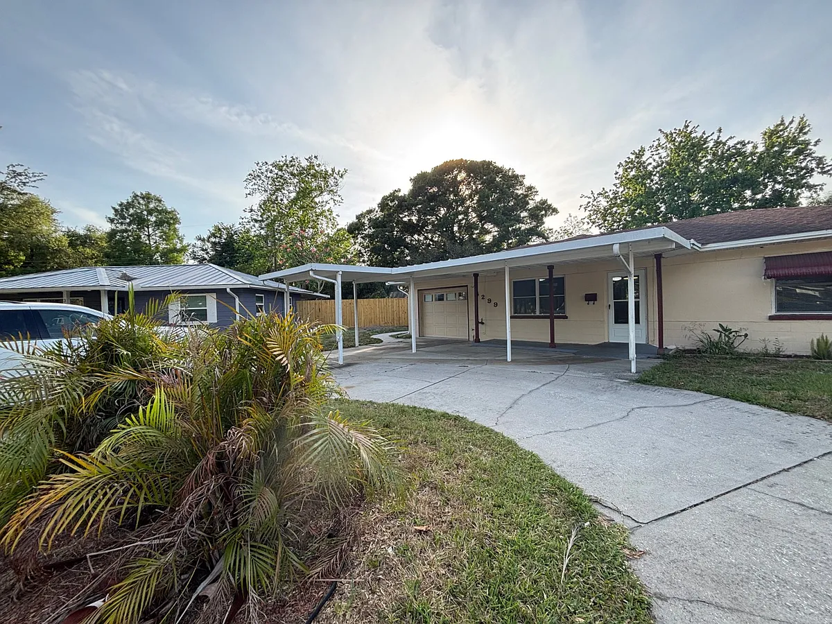 Building Photo - 5299 32nd Ter N