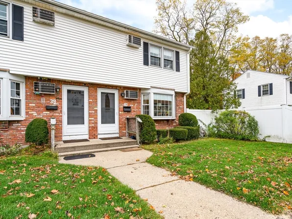 41 South St Unit 40, Easthampton, MA 01027