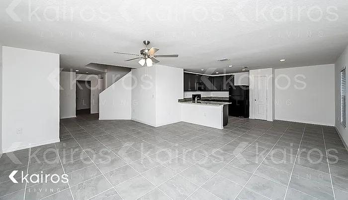 8456 Indian Laurel Ln — Photo 3