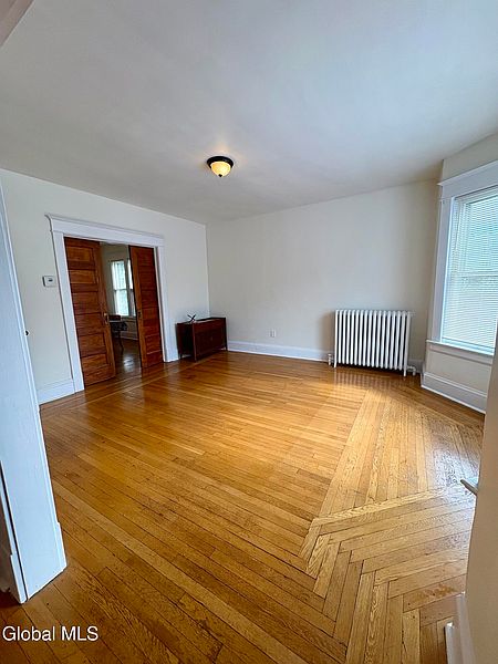 4th image of 1 Magnolia Terrace