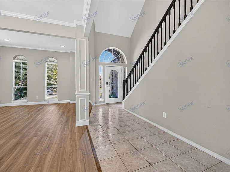 305 Brazil Dr — Photo 4