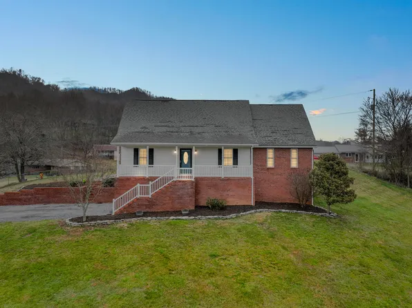 915 Twin Oak Cir, Lebanon, VA 24266