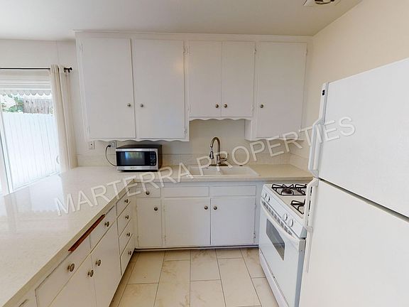 5th image of 625 Shalimar Dr APT 2