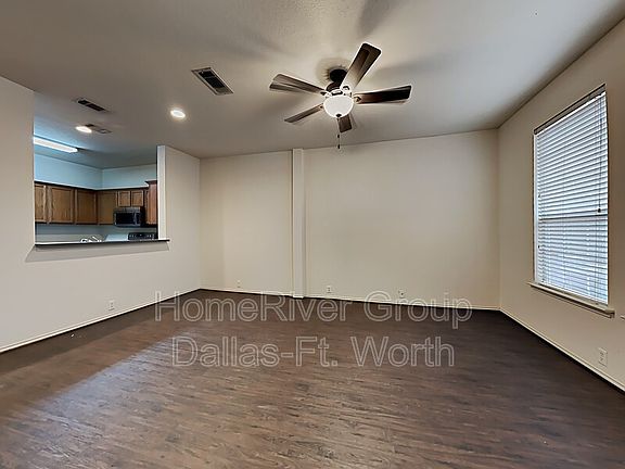 2nd image of 412 Jeans Creek Dr