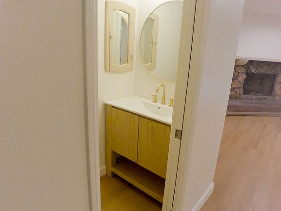 3rd image of 227 N Belmont St APT 3