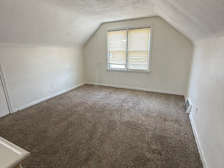 6441 Kendal St — Photo 11